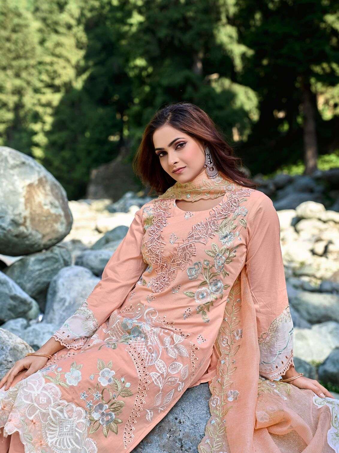 PEACH & GREEN PISTA BY TEXOFAB COTTON PAKISTANI HEAVY KURTI SET WITH DUPATTA 