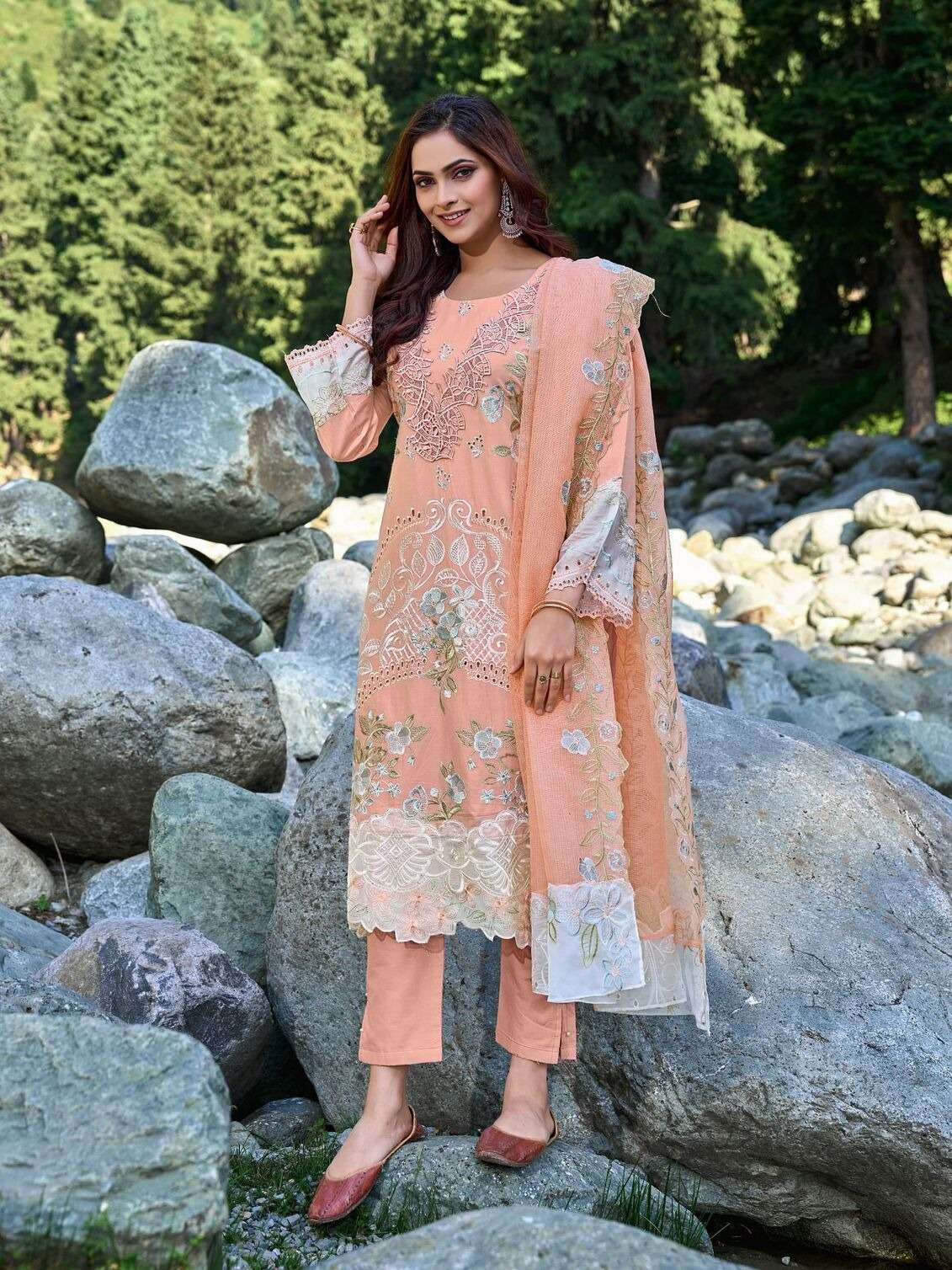 PEACH & GREEN PISTA BY TEXOFAB COTTON PAKISTANI HEAVY KURTI SET WITH DUPATTA 