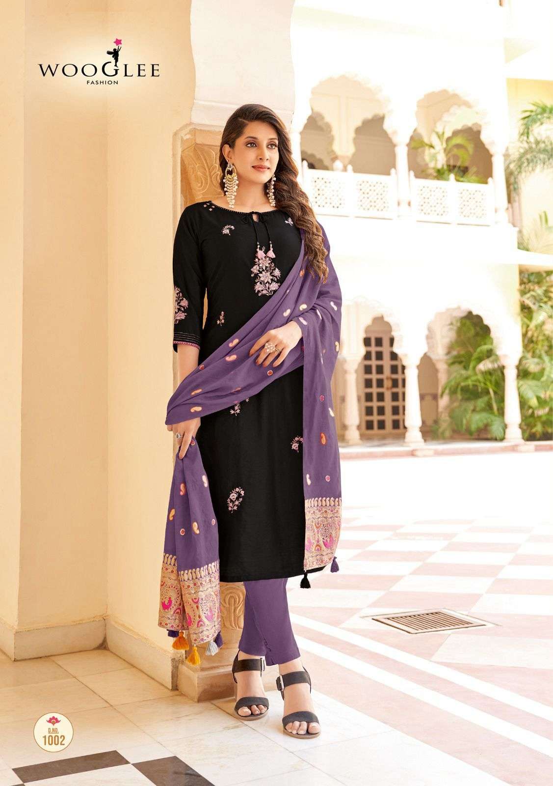 RAKSHA BY WOOGLEE VISCOSE THREAD HANDWORK KURTI PANT WITH DUPATTA 