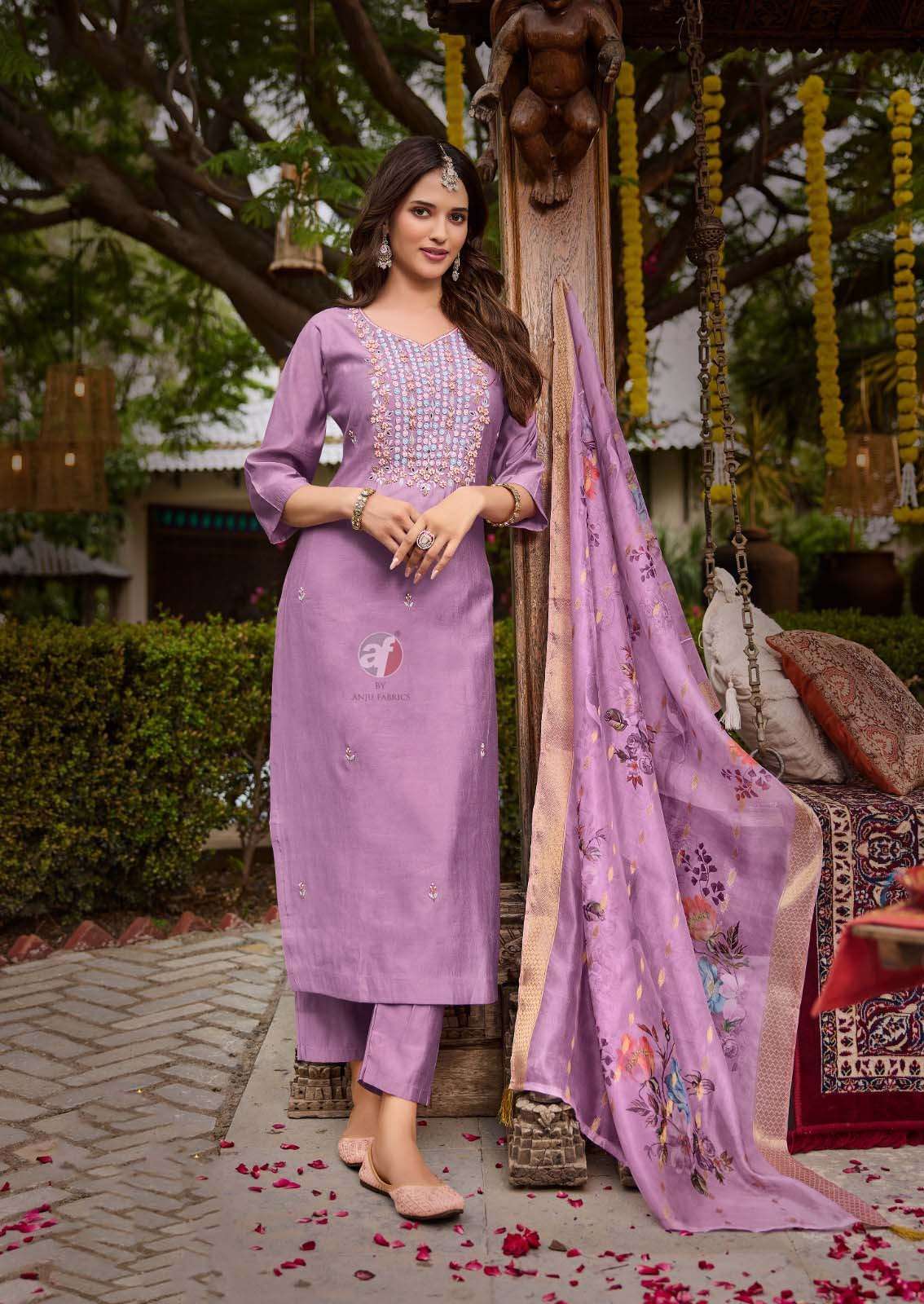 SR-2824 AF VISCOSE MODAL KURTI PANT WITH HEAVY DUPATTA 