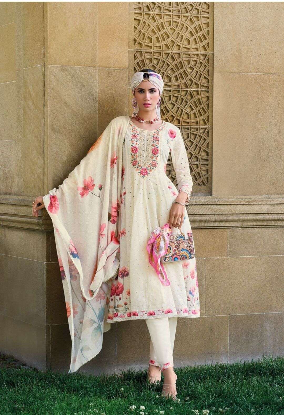 TASAVVUR BY KAILEE FASHION PURE DESIGNER SCHIFFLI PRINTS ANARKALI PANT WITH JARI BORDER 