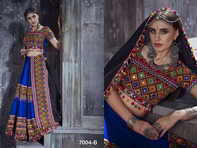 TF-7004 B RJ NAVRATRI CHANIYA CHOLI LACE WORK & MIRROR WORK COLLECTION