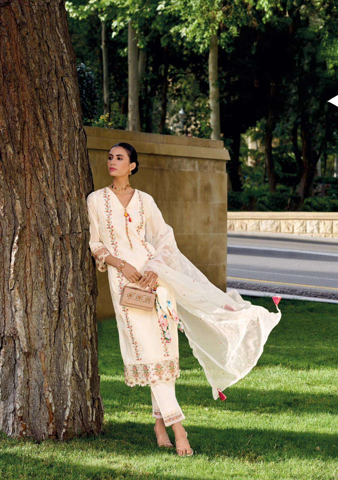 TJ- 42693 KL PURE COTTON WITH THREAD HAND WORK 3 PCS SET 