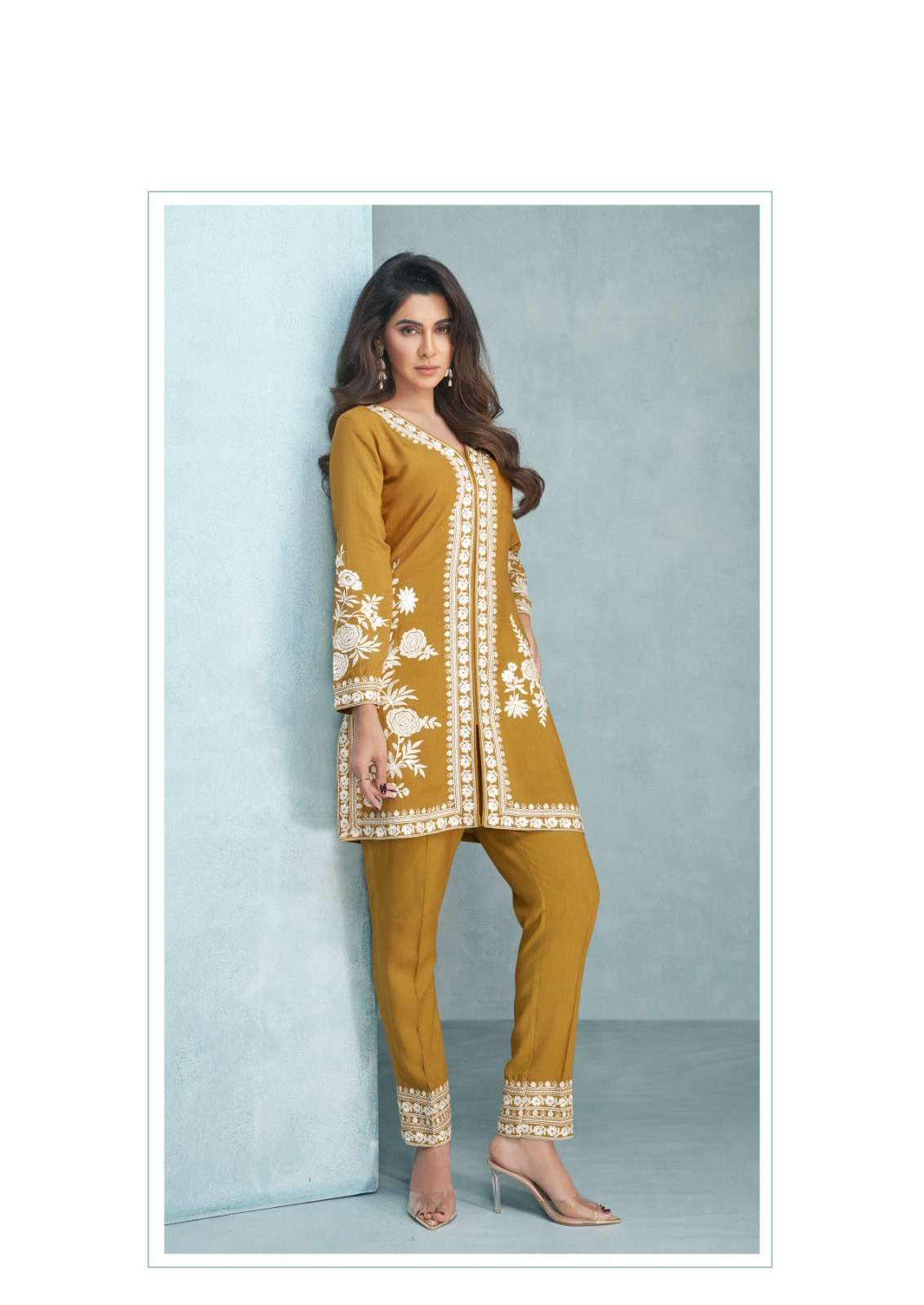 VM-5005 VR HEAVY RAYON STYLISH EMBROIDERY CO-ORD SET