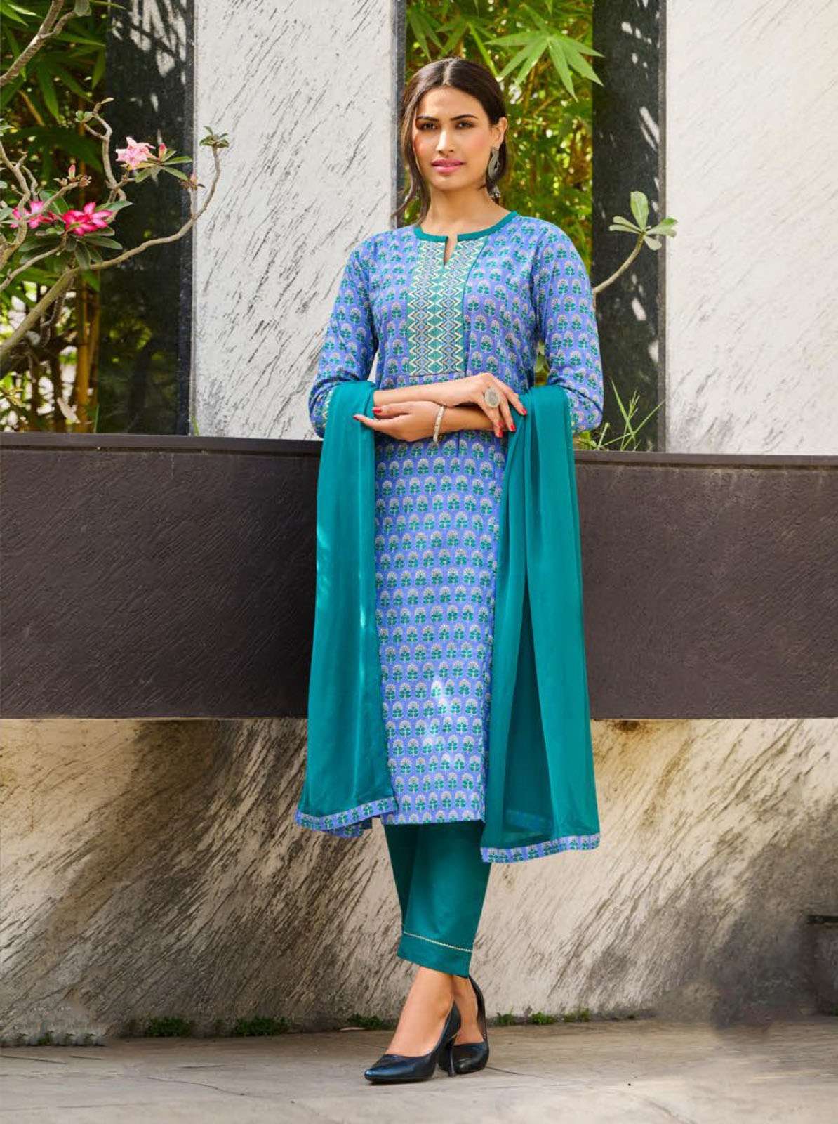 VN-04 BY 100 ML PURE COTTON 3 PCS SET WITH EMBROIDERY 