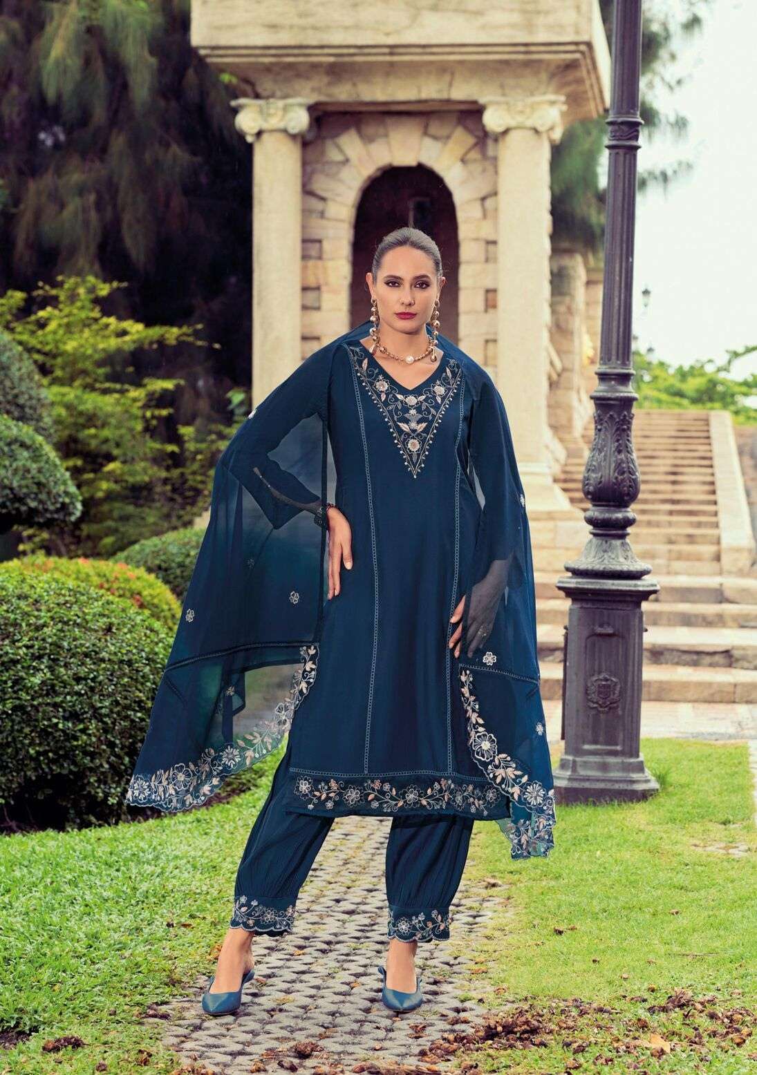 AFSANA BY LADY LEELA PURE HANDWORK WITH DAMAN WORK KURTI PANT & DUPATTA 