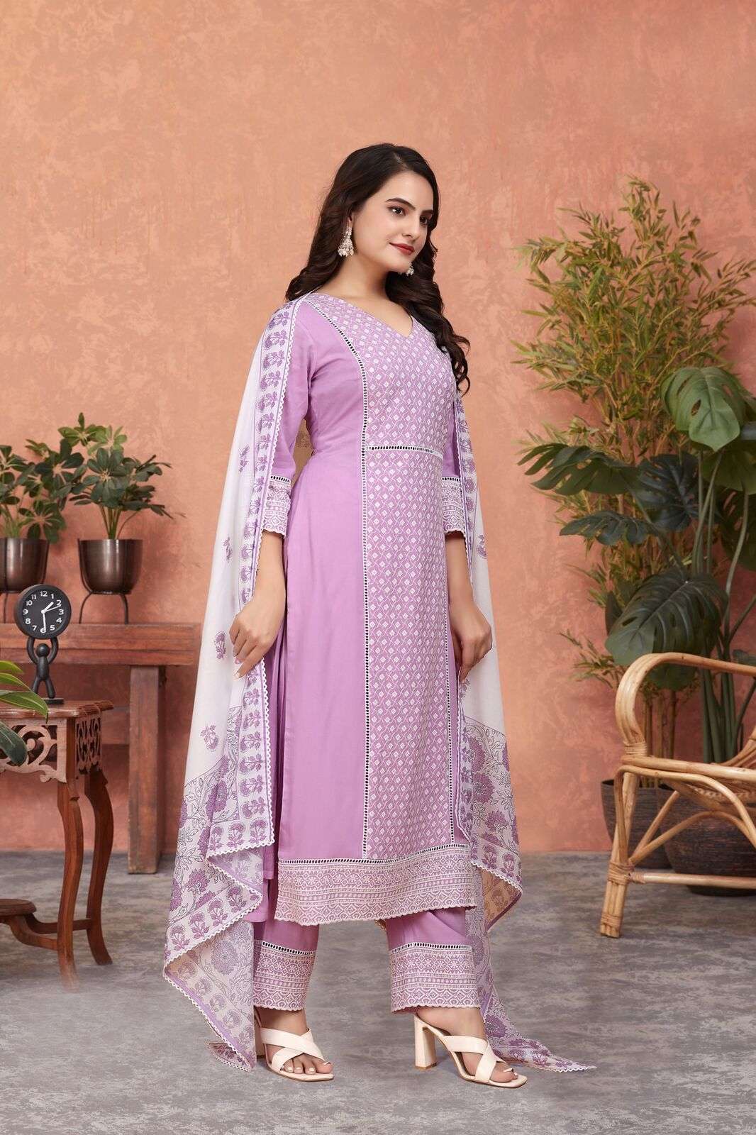 DESIGN NO-117 BY TEXOFAB PINK COLOUR 3 PCS PURE VISCOSE SCHIFFLI WORK & ORGANZA LACE WITH DIGITAL PRINT DUPATTA 