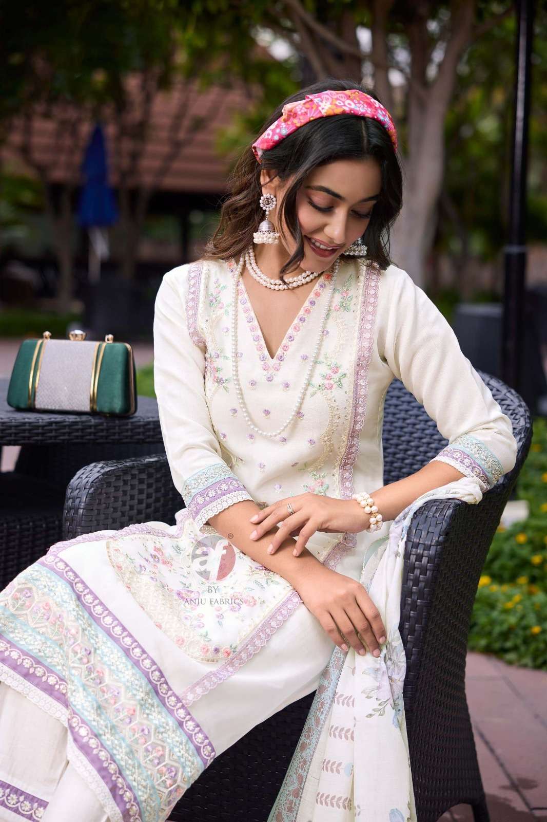 DESIGN NO- BL 8905 BY ANJU FABRICS PURE ORGANZA BEAUTIFUL EMBROIDERY SEQUENCE WORK KURTI PANT WITH DUPATTA 