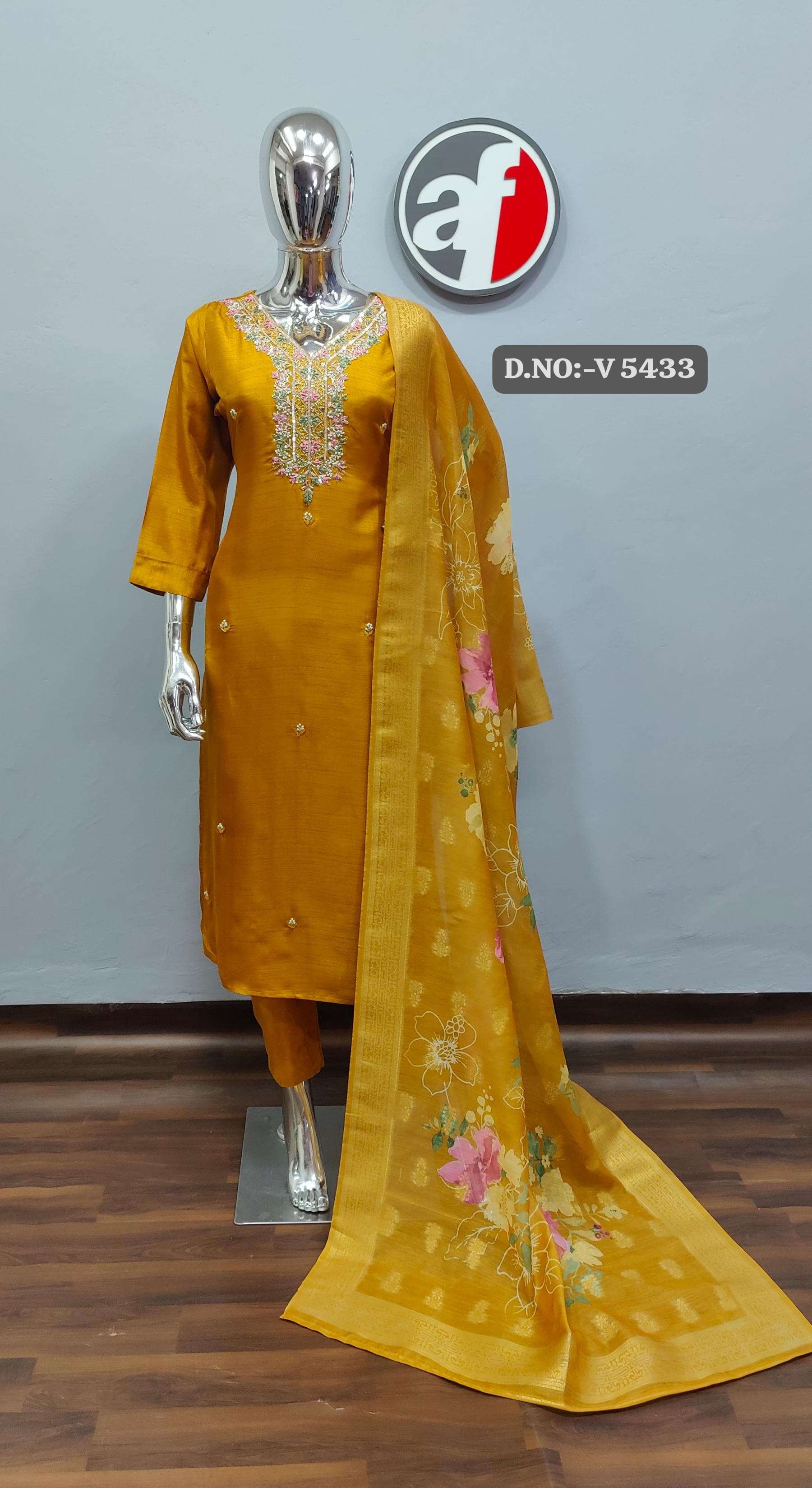 DESIGN NO- V 5433-5435 BY ANJU FABRICS PURE DOLA SILK DIGITAL PRINT JACQUARD DUPATTA EMBROIDERY WORK 3 PCS