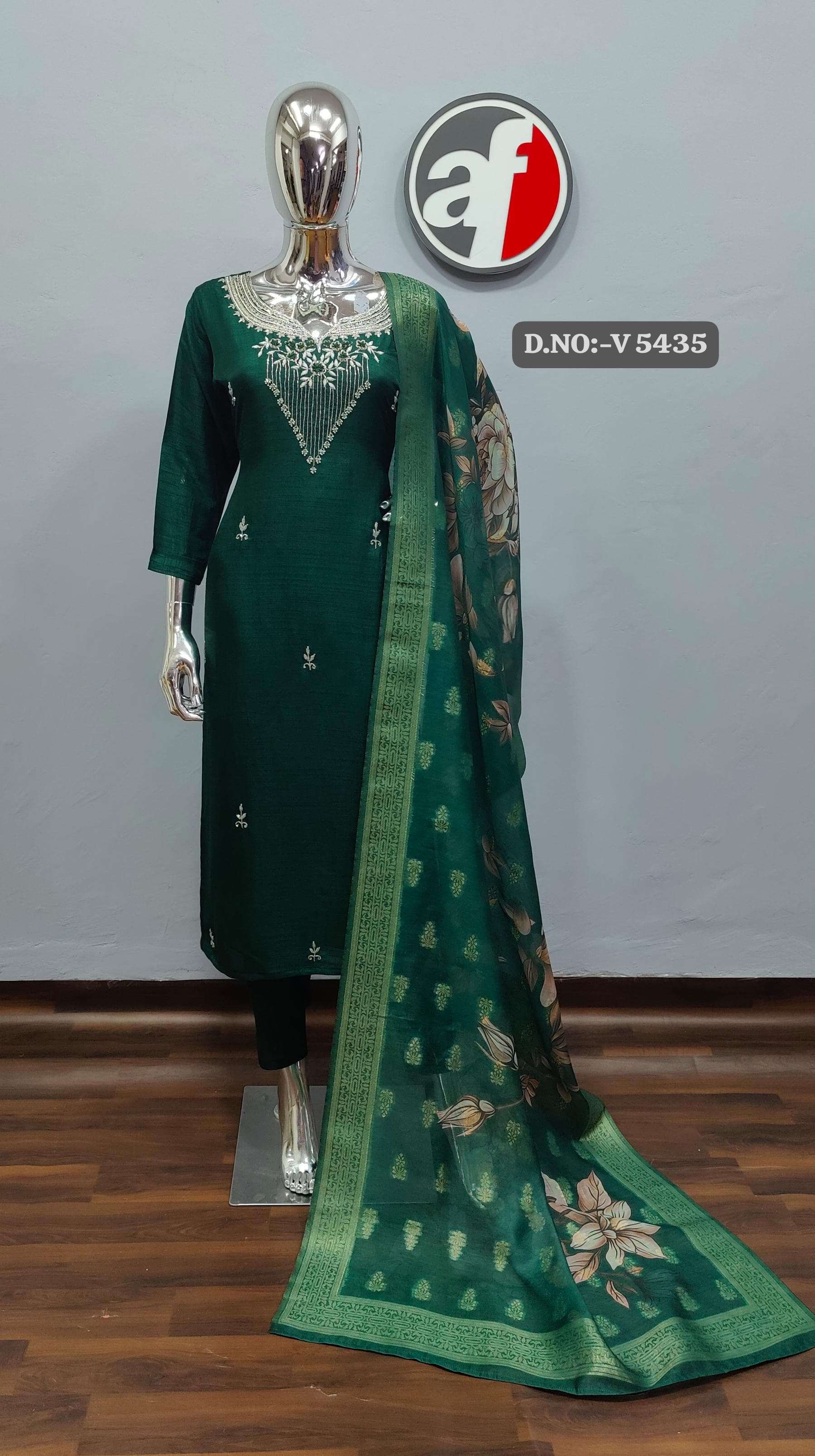 DESIGN NO- V 5433-5435 BY ANJU FABRICS PURE DOLA SILK DIGITAL PRINT JACQUARD DUPATTA EMBROIDERY WORK 3 PCS