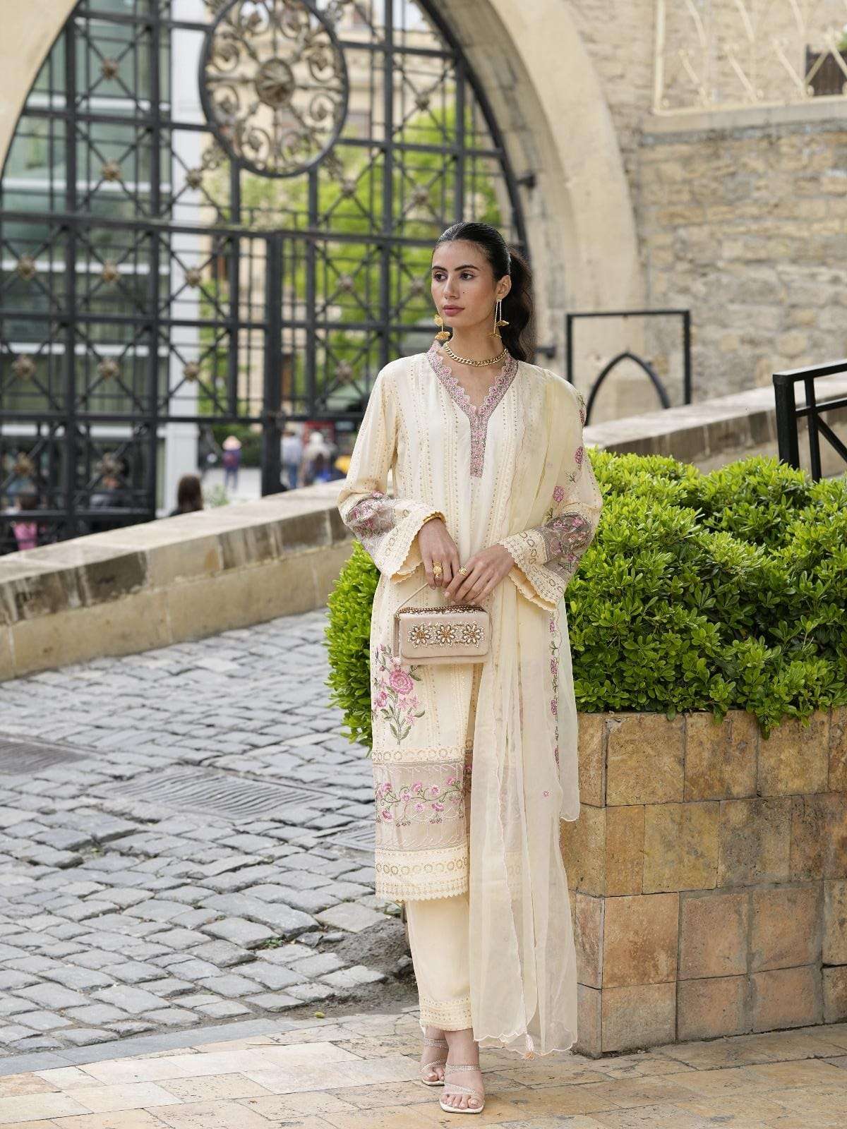 KASTURI SCHIFFLI STRAIGHT CUT KURTI PANT WITH DUPATTA BY AMARA FASHION 