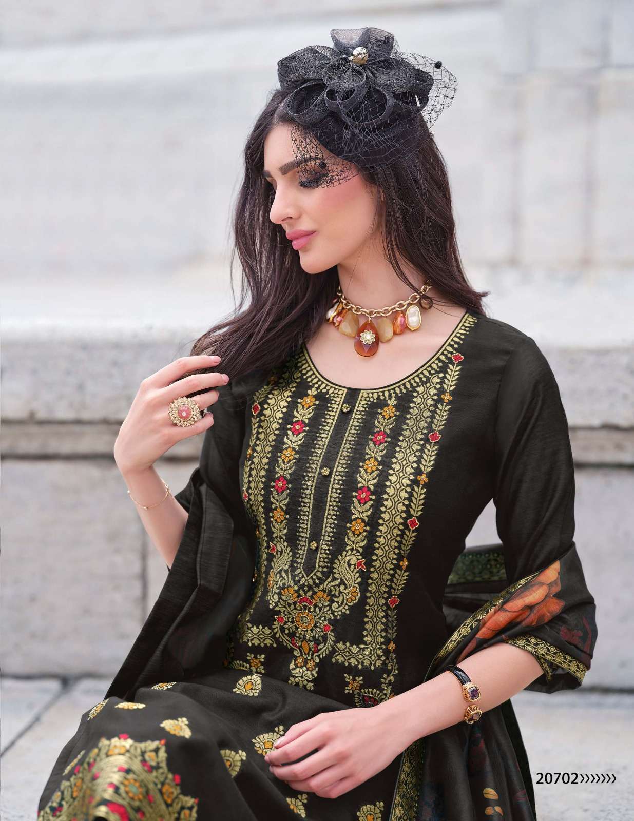 LAJJO DESIGN NO-20702 BY LILY & LALI BANARASI JACQUARD LACE & POCKET KURTI PANT WITH DIGITAL PRINT DUPATTA  