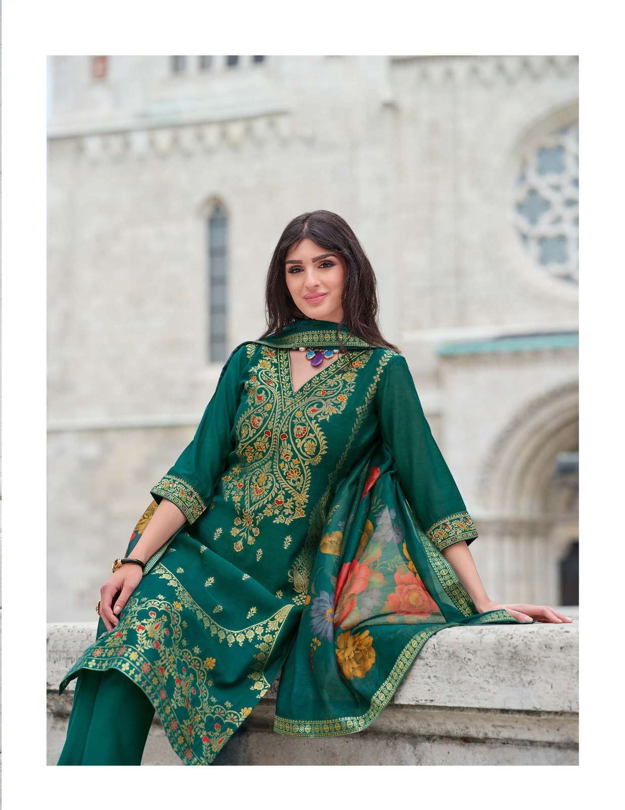 LAJJO DESIGN NO-20706 BY LILY & LALI BANARASI JACQUARD LACE & POCKET KURTI PANT WITH DIGITAL PRINT DUPATTA  