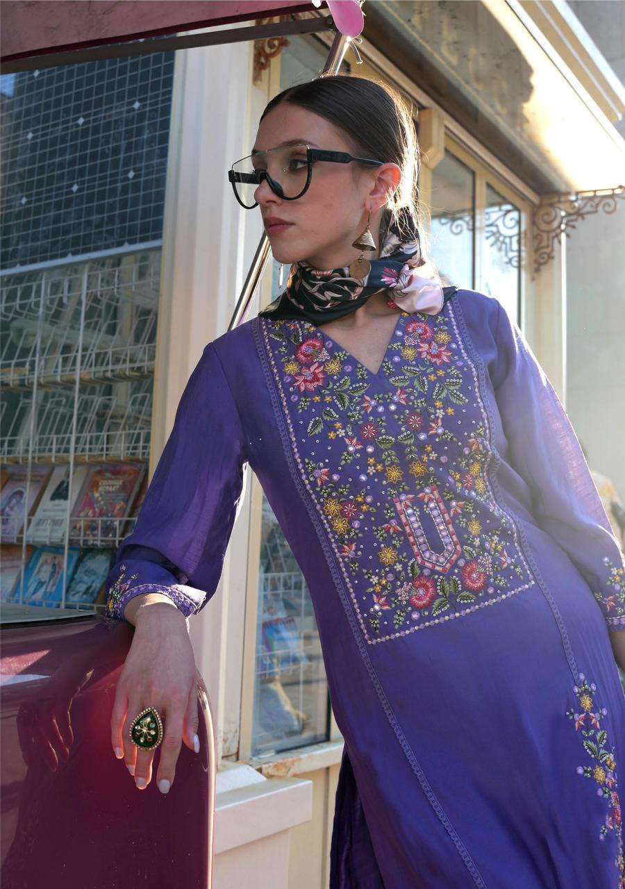 PAKEEZA DESIGN NO-9004 BY KAILEE FASHION PURE VISCOSE SILK PAKISTANI COLLECTION KURTI PANT WITH DUPATTA  