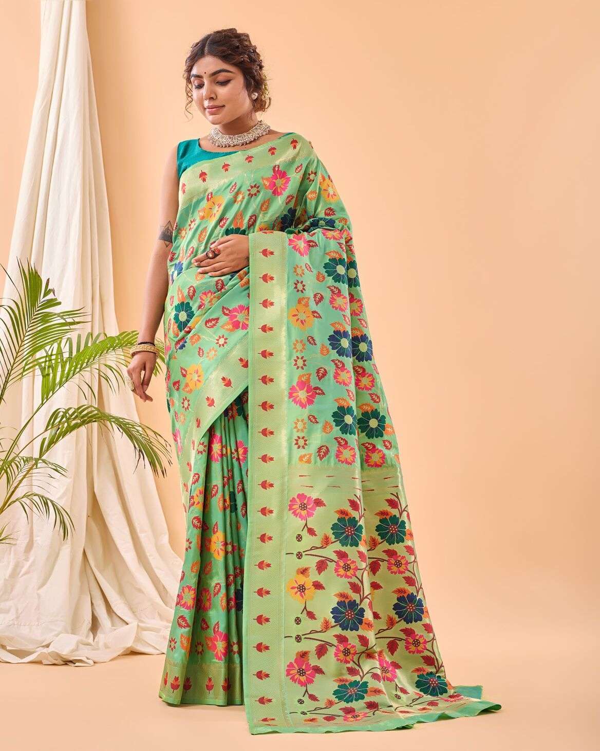 RADHIKA BY TEXOFAB PURE PAITHANI SILK BEAUTIFUL FLOWER PRINT SAREES 