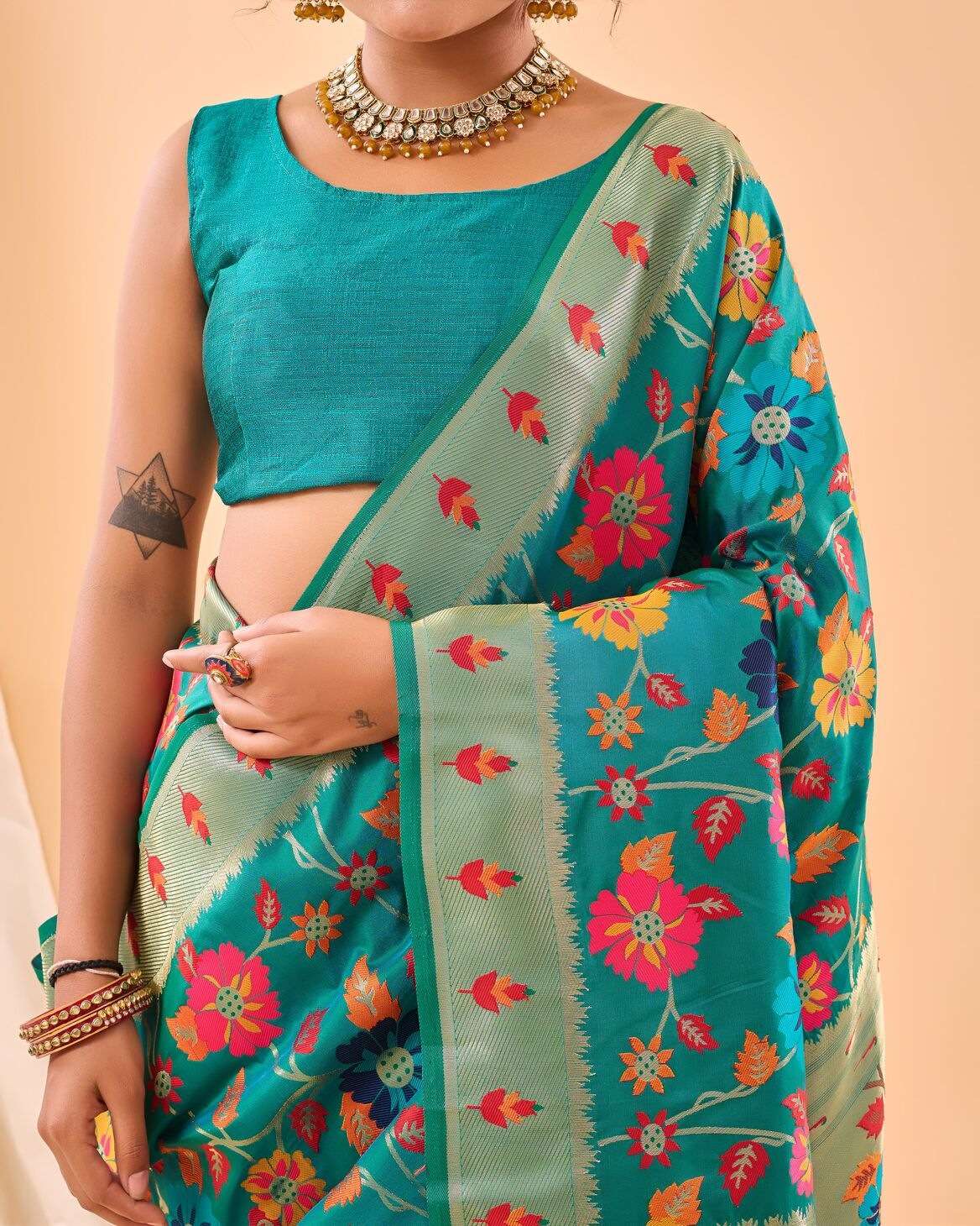 RADHIKA BY TEXOFAB PURE PAITHANI SILK BEAUTIFUL FLOWER PRINT SAREES 