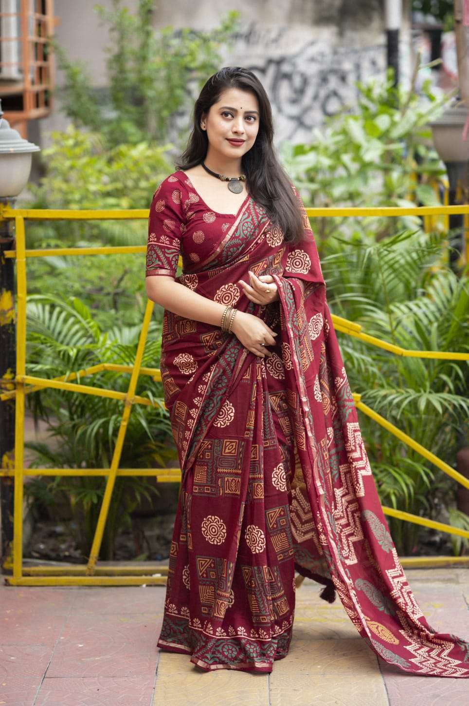 MAGIC AJRAKH BY TEXOFAB PURE CHANDERI COTTON FABRIC BLOCK PRINTED BUTTA STYLE SAREES 