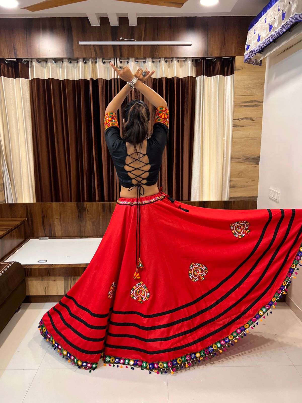 RAJWADI VOL-8 BY AAWIYA COTTON SILK FABRIC NAVRATRI SPECIAL TRADITIONAL CHANIYA CHOLI WITH DUPATTA 