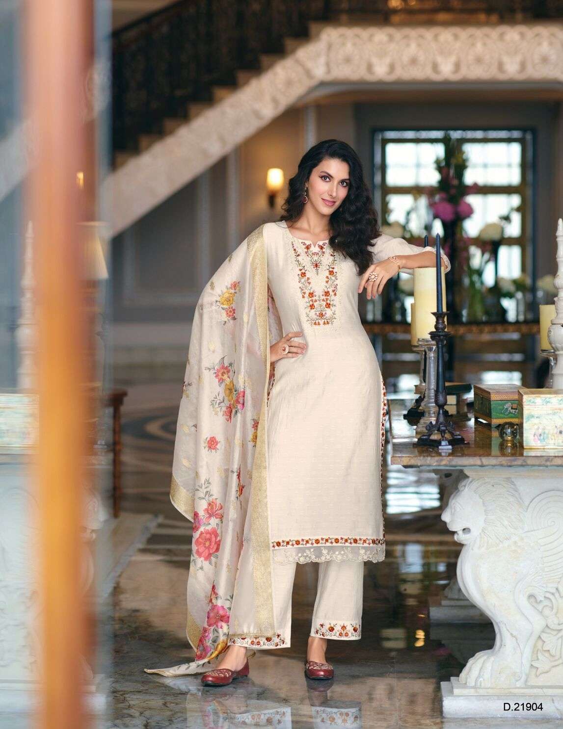 RUBAB BY LILY & LALI SELF JACQUARD VISCOSE SILK EMBROIDERY LACE WITH KURTI PANT & DUPATTA 