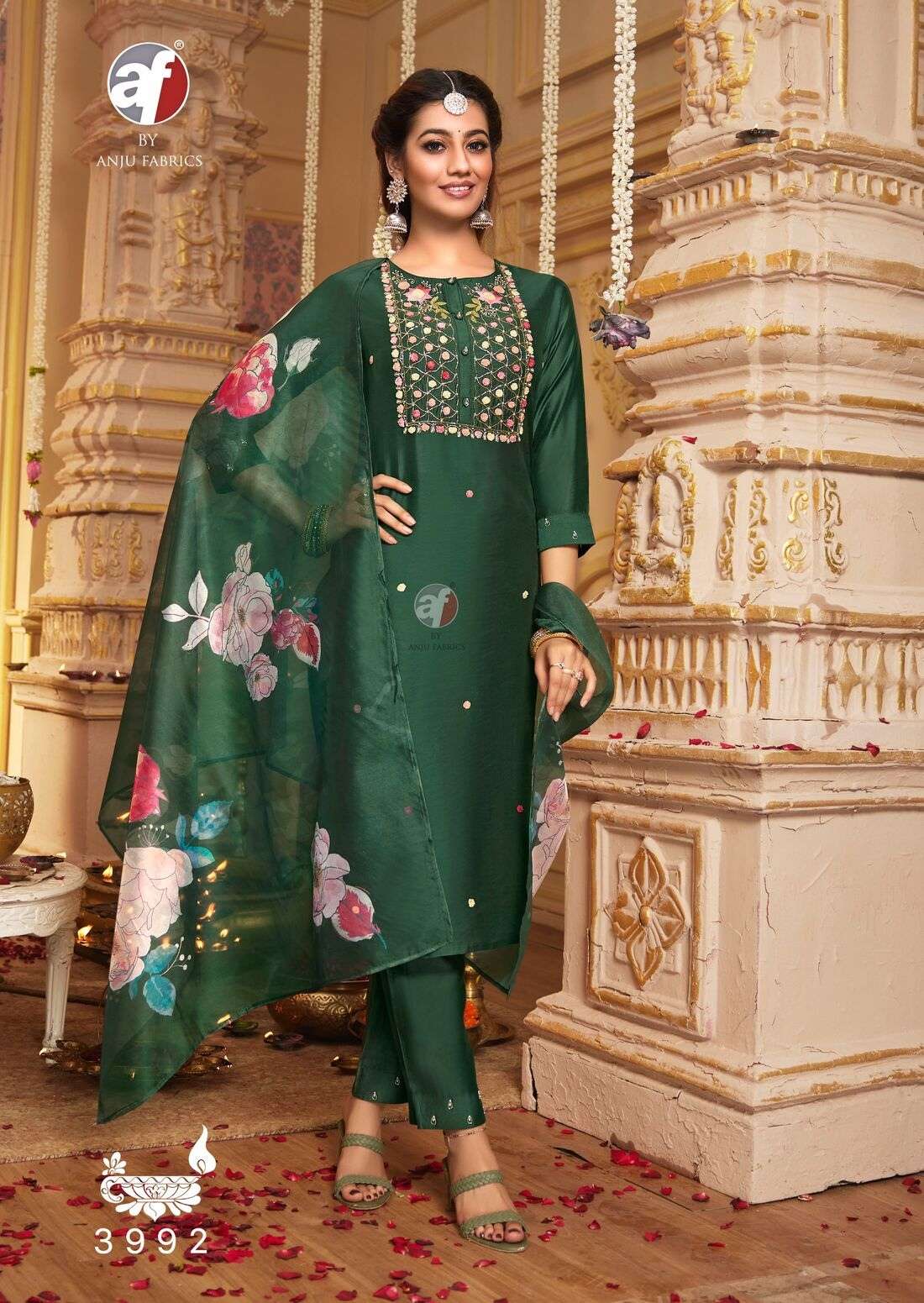  SANGEET VOL -6 KURTI PANT WITH DUPATTA ORGANZA WITH DIGITAL PRINT  SET