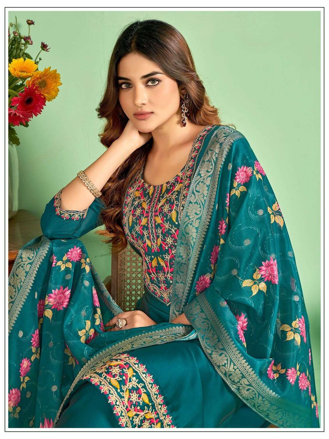 JASMIN BY LUCACCI DSIGNER TOP PANT DUPATTA WITH FULL COTTON INNER WITH HEAVY EMBROIDERY QUARDING 