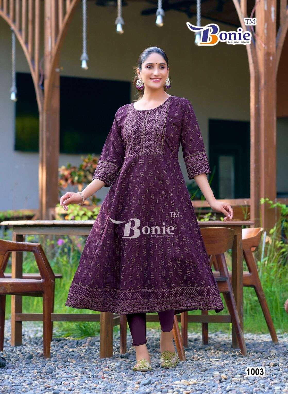 AADHYA BY BONIE IN VERTIGAN FLARE KURTI WITH AMAZING PRINTS IN 8 COLORS