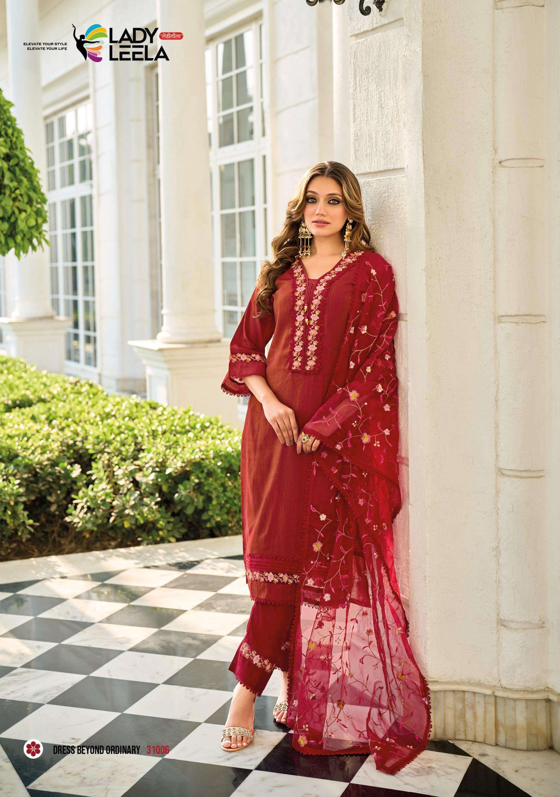 AARFA BY LADY LEELA IN PURE VISCOSE SWISS SILK FABRIC WITH HANDWORK AND PURE COTTON INNER