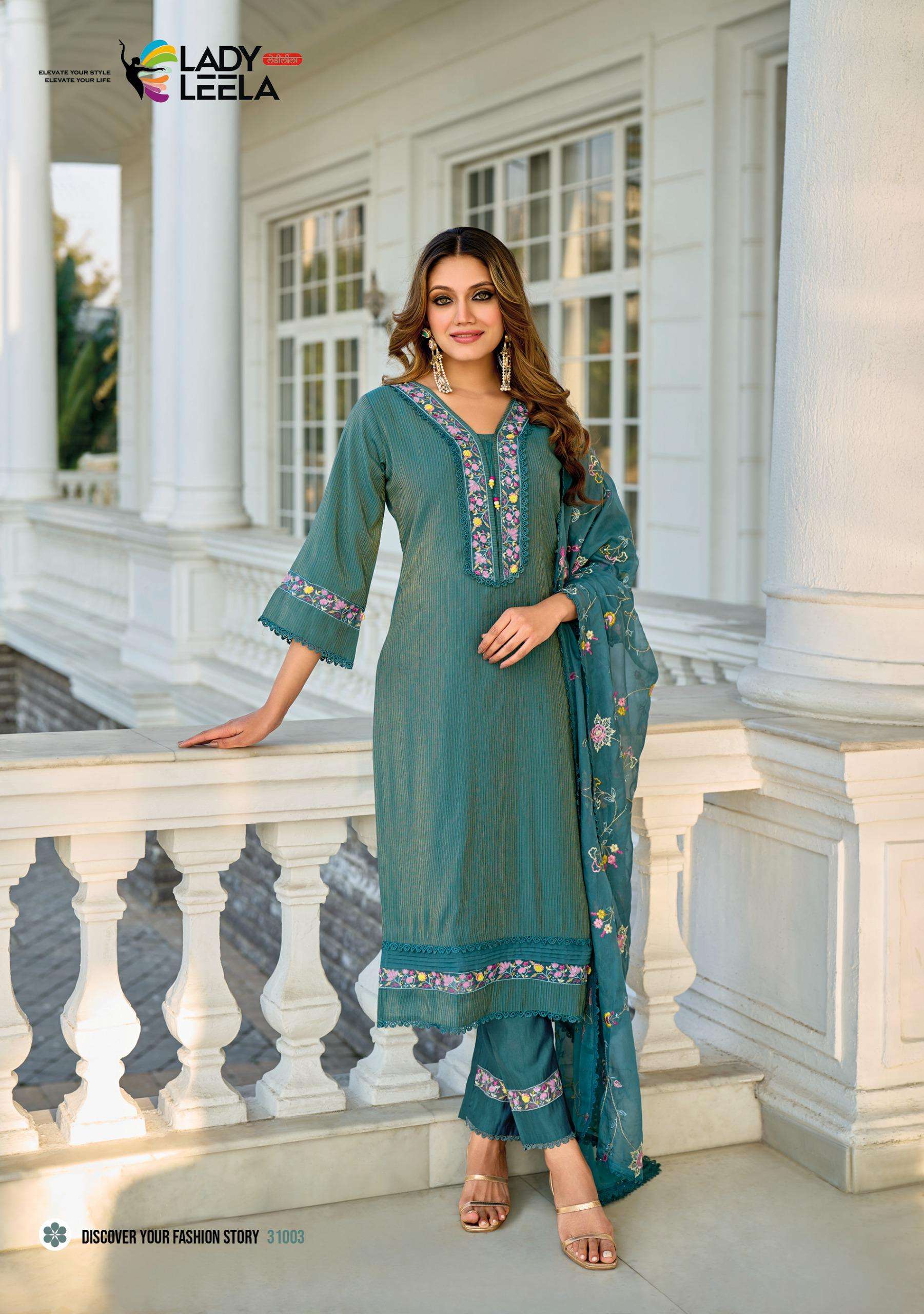 AARFA BY LADY LEELA IN PURE VISCOSE SWISS SILK FABRIC WITH HANDWORK AND PURE COTTON INNER