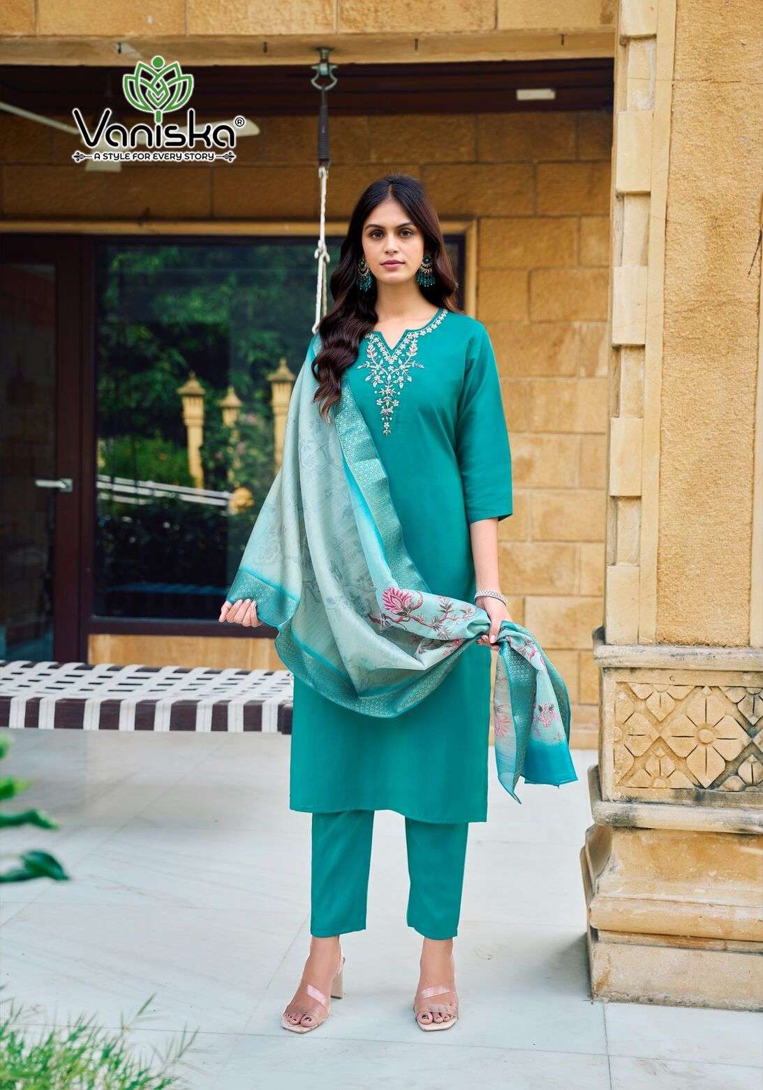 FITOOR VOL-2 BY VANISKA IN ROMAN SIMAR WITH PURE HEAVY HAND WORK 