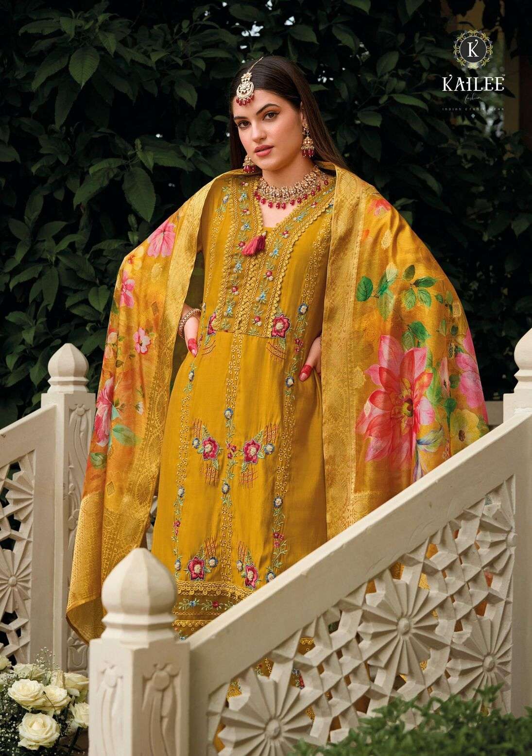 NAQSH BY KAILEE FASHION IN  PURE VISCOSE SILK AND DESGINER FANCY THERD