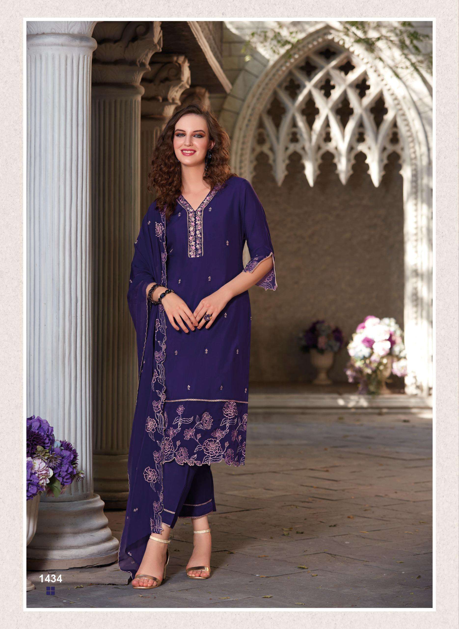 SWAARA BY LADY LEELA EMBRIODARY & HANDWORK ON VISCOSE SILK FABRIC KURTI WITH INNER