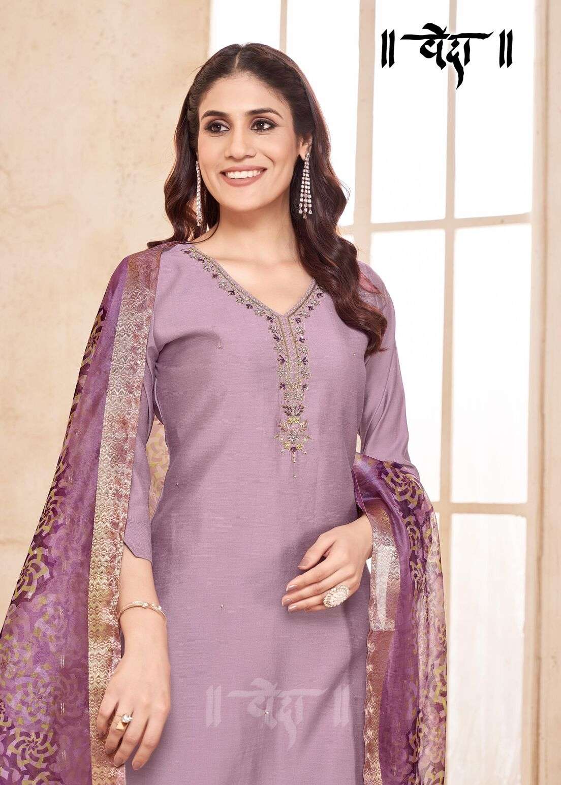 VOL-1 BY VEDA IN FANCY SIMMER FABRIC AND COTTON INAR WITH STRAIGHT CUT PANT