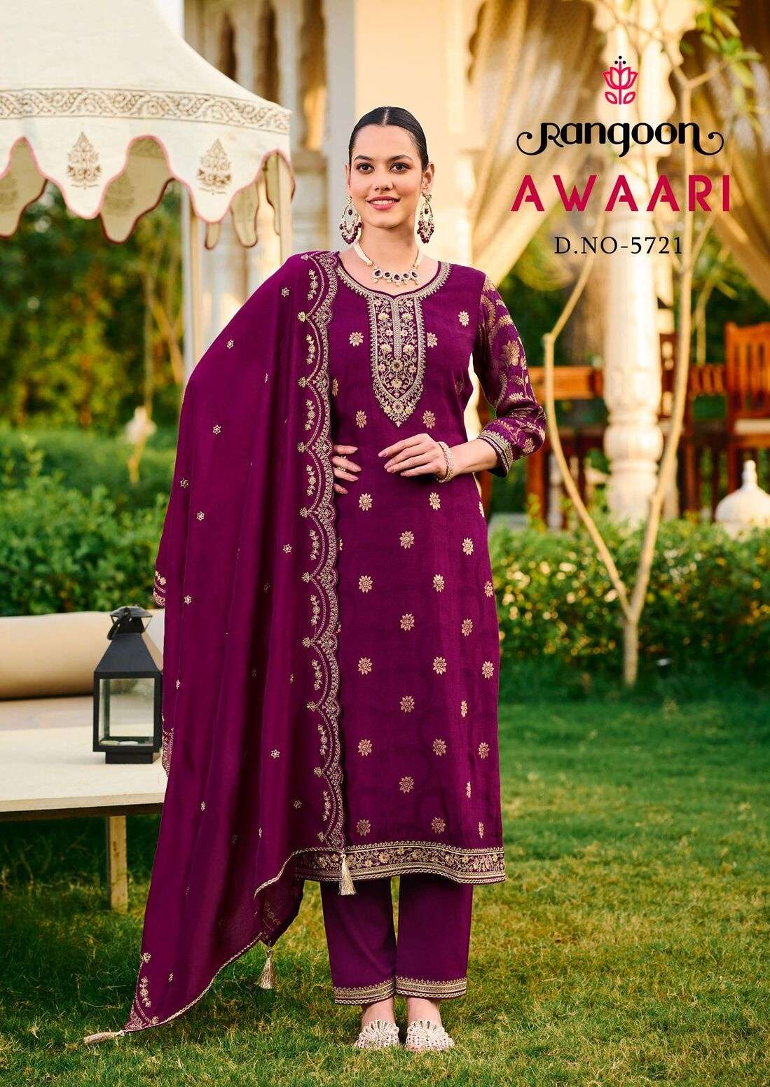 AWAARI BY RANGOON IN MUSLIN JACQUARD WITH KHATLI HANDWORK IN MIRROR 