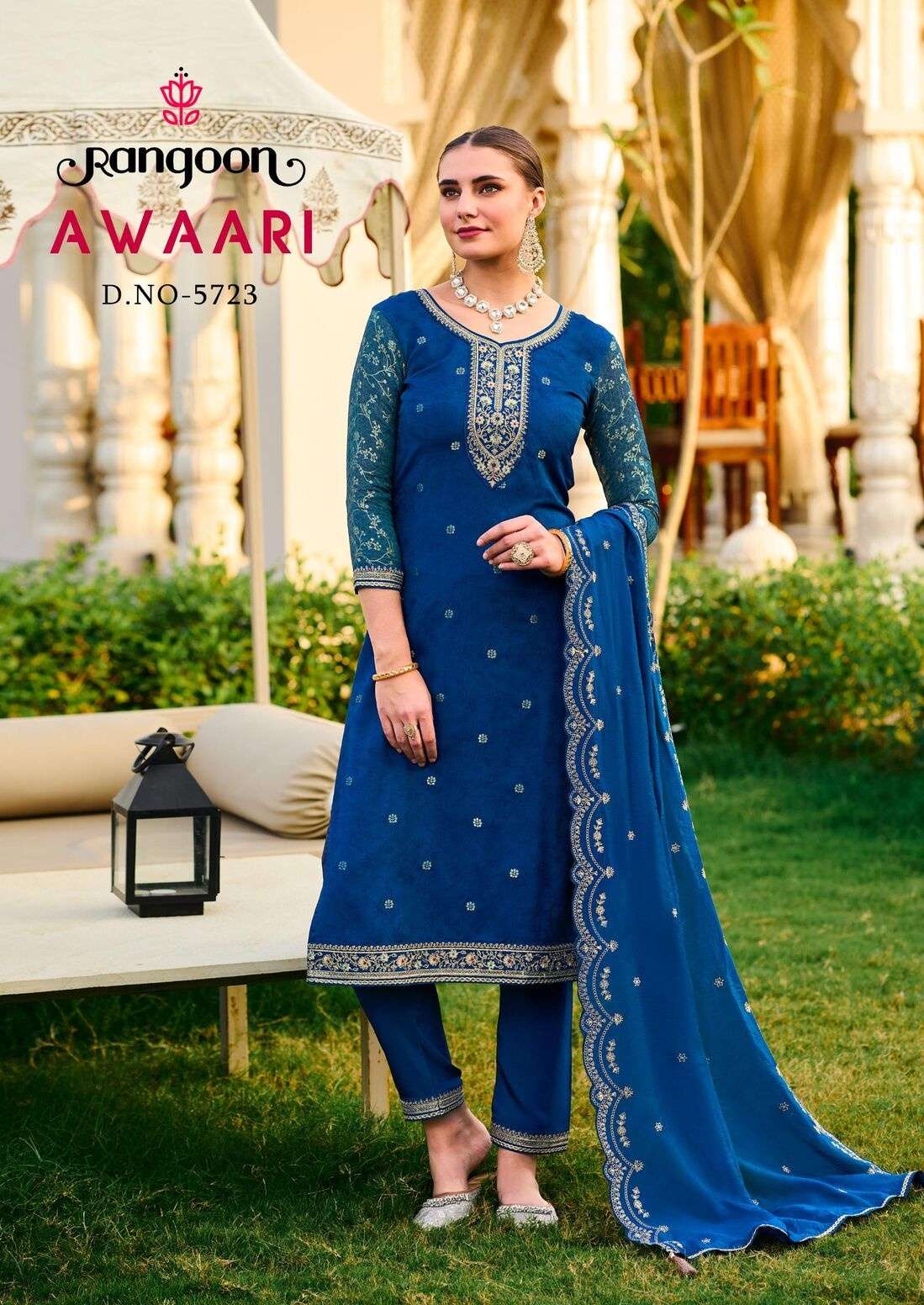 AWAARI BY RANGOON IN MUSLIN JACQUARD WITH KHATLI HANDWORK IN MIRROR 