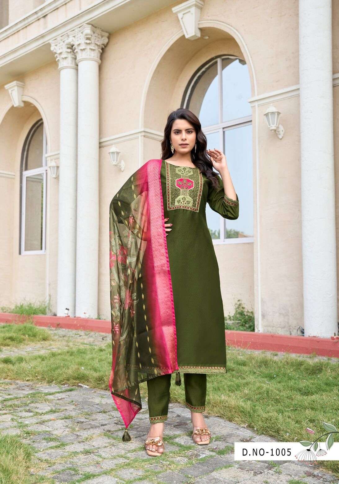 MAHARANI VOL.1 BY VANISKA IN GADWAL SILK KURTI WITH COTTON MAL INNWR