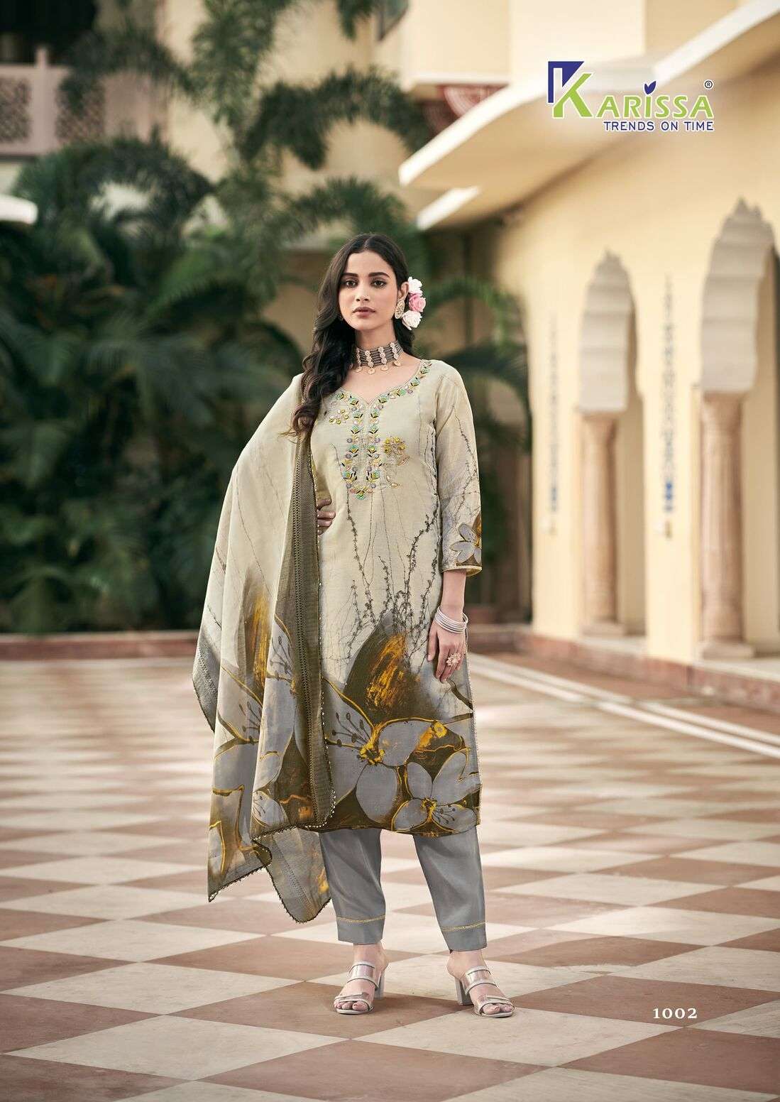 NISHA BY KARISSA IN HEAVY VISCOSE SIMMER WITH DIGITAL PRINT AND MANUAL THREAD WORK