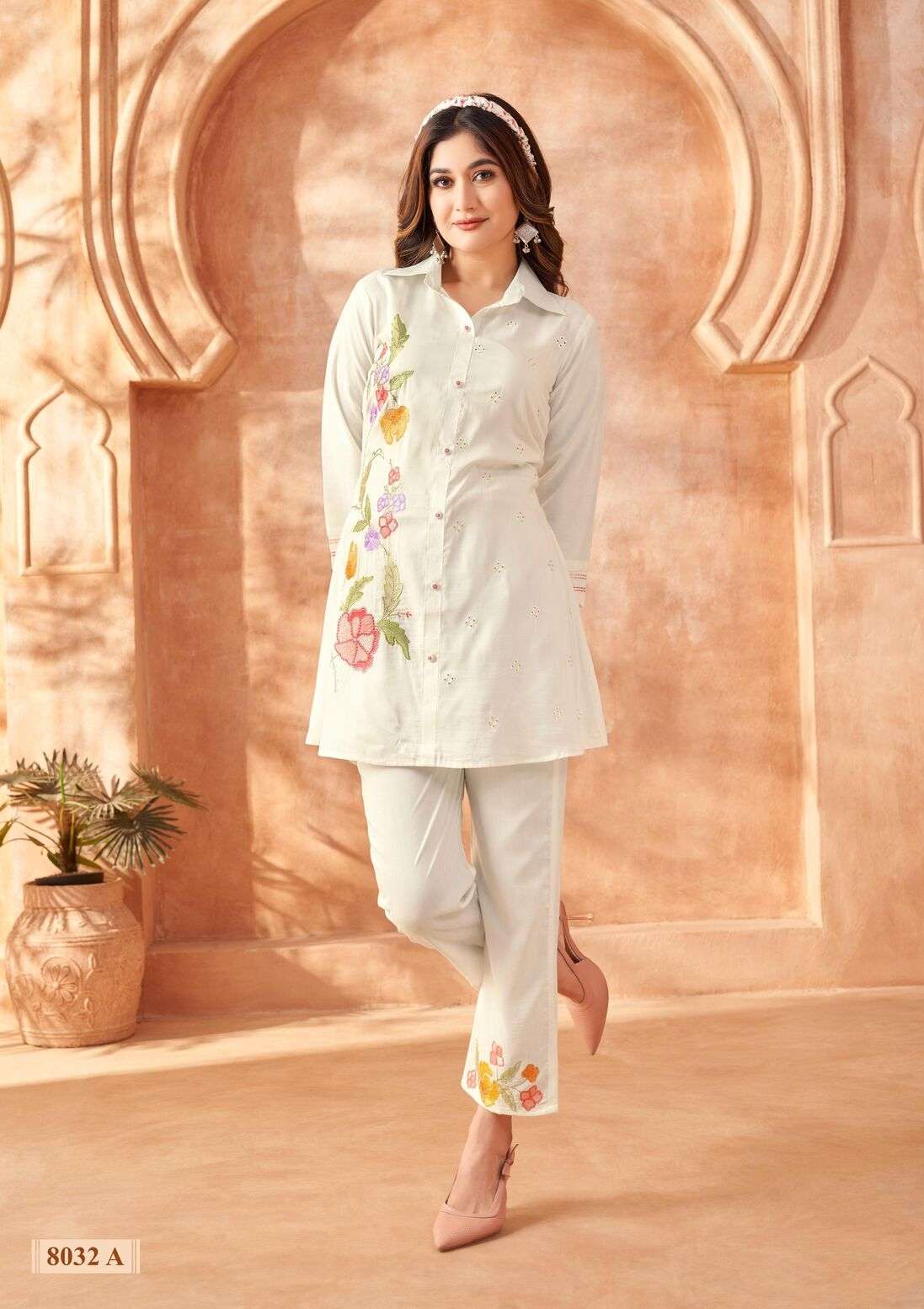 SUMMER SEASON CO-SETS BY FOUR ROSES CHINNON SOLID WITH EMBROIDERY