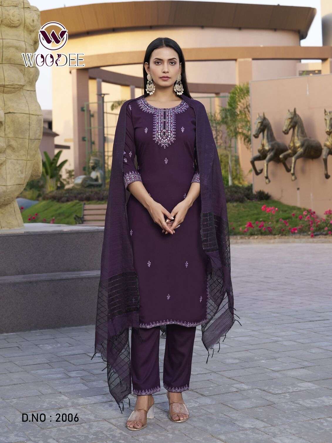 ORRA BY WOODEE IN PREMIUM HEAVY RAYON SLAB WITH THREAD WORK 