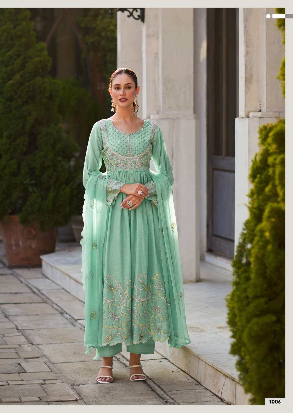 EYANA BY PRM INDIA IN PURE MAL WITH DESIGNER EMBROIDERED WORK WITH HANDWORK