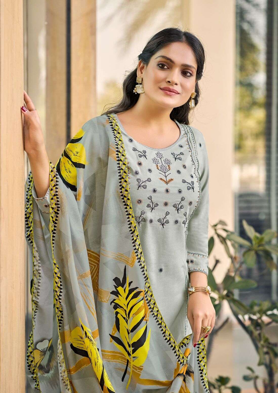 BUTTERFLY BY WOODEE IN PREMIUM QUALITY LIVA RAYON WITH MUSLIN DIGITAL PRINT DUPPATA