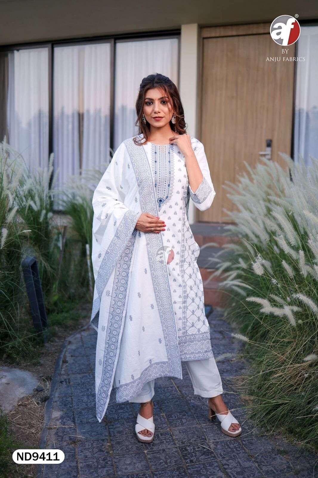 D.NO:- ND 9411 BY ANJU FABRICS IN PURE COTTON JACQUARD KURTI PANT WITH DUPATTA 
