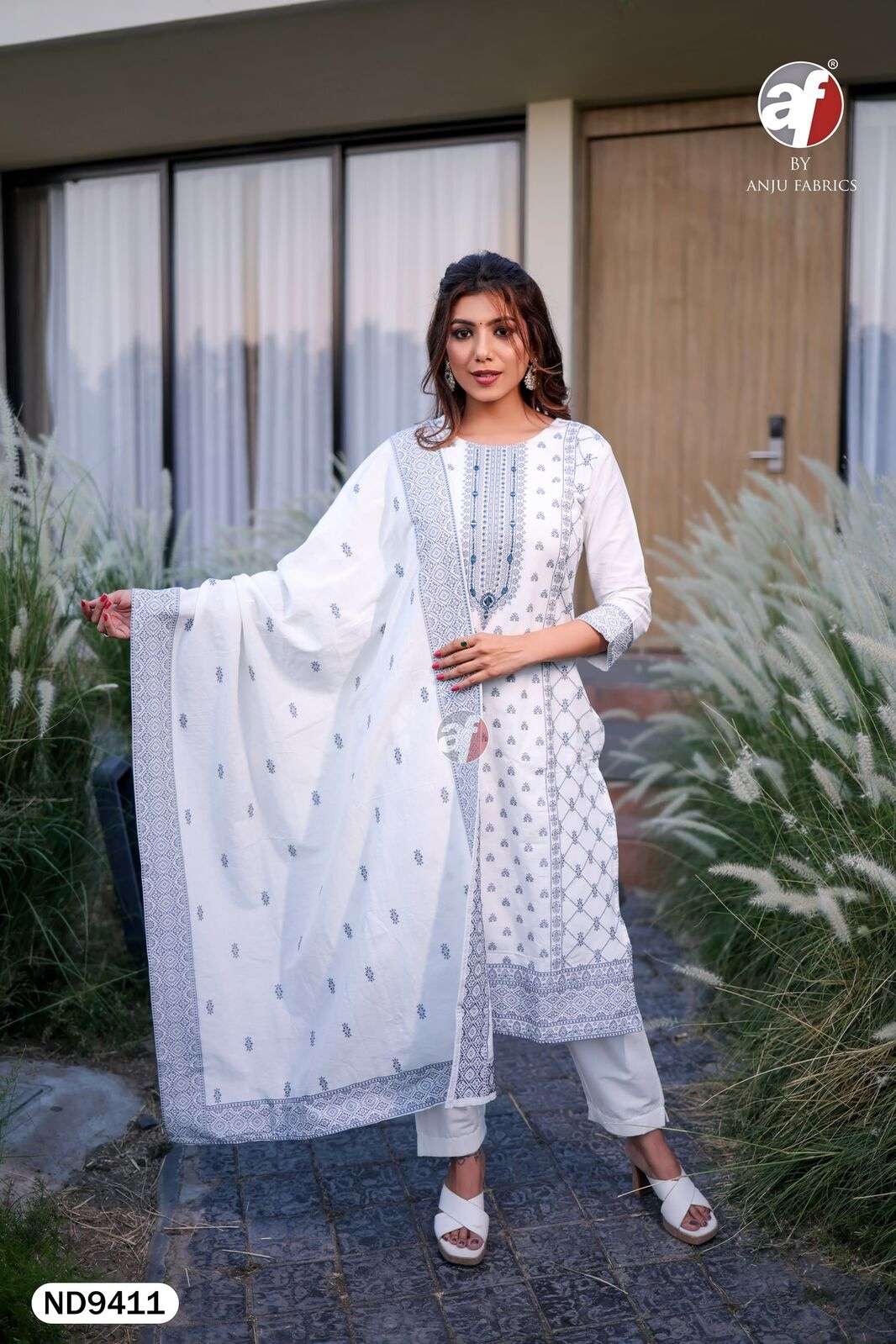 D.NO:- ND 9411 BY ANJU FABRICS IN PURE COTTON JACQUARD KURTI PANT WITH DUPATTA 