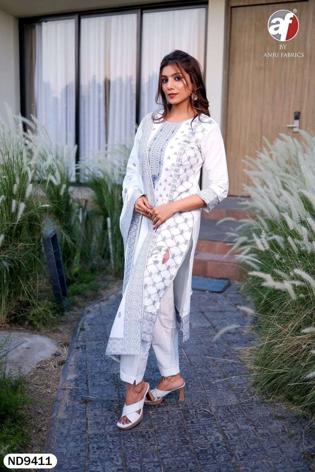 D.NO:- ND 9411 BY ANJU FABRICS IN PURE COTTON JACQUARD KURTI PANT WITH DUPATTA 