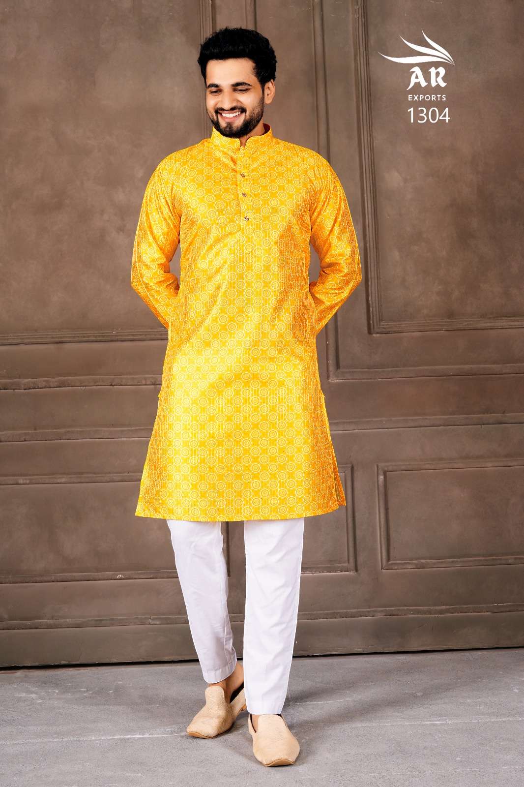 SHREEMAAN VOLUME-1 BY A R EXPORTS IN EXCLUSIVE MENS WEAR KURTA WITH PYJAMA COLLECTION 