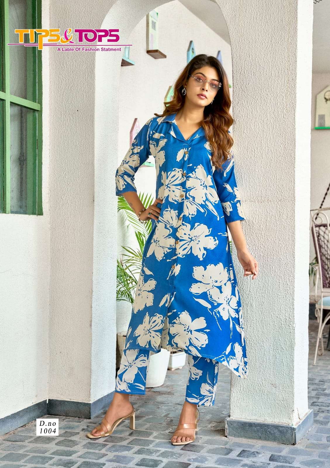 TRENDY TOUCH BY TIPS & TOPS IN RAYON PRINT A LINE COLLAR PATTERN WITH POCKET