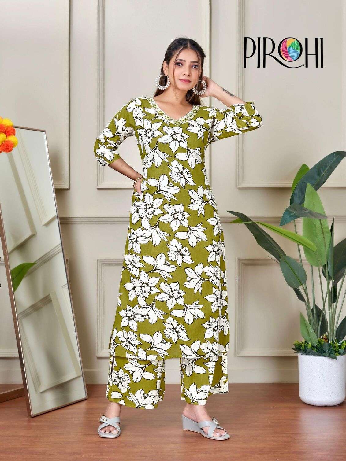 VOL-1 BY PIROHI IN HEAVY RAYON PRINTS TWO PIECE WITH ORIGINAL PLAZOO POCKET IN TOP