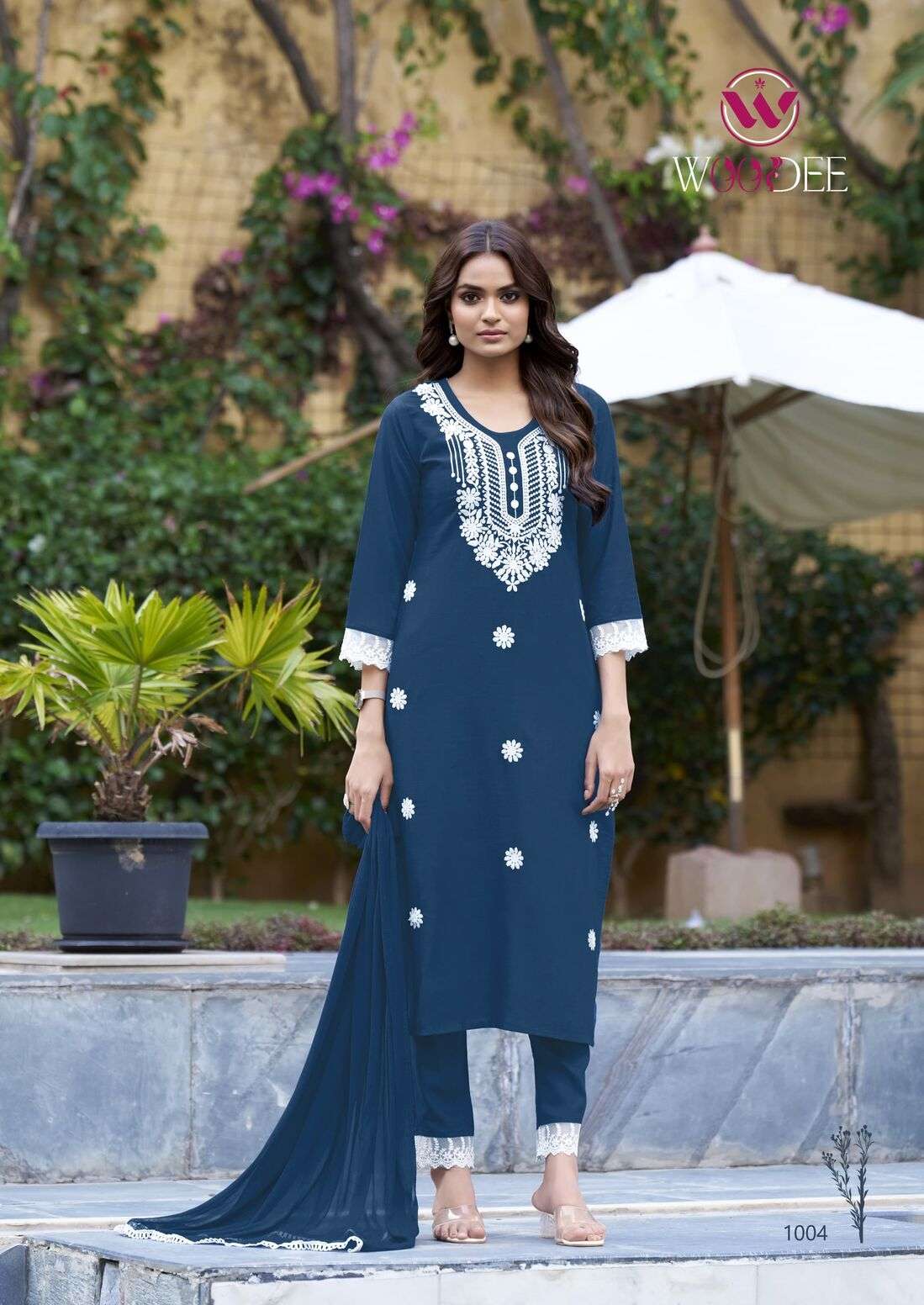 WHITE LOTUS BY WOODEE IN PREMIUM QUALITY LIVA RAYON SLUB WITH THREAD WORK 