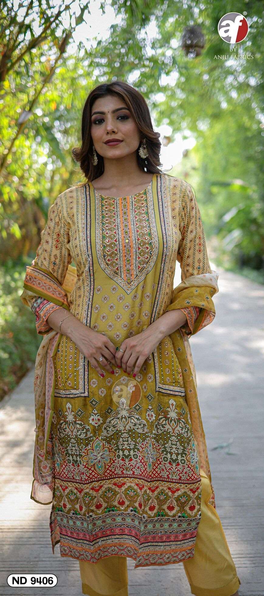 D.NO:- ND 9406 BY ANJU FABRICS IN VISCOSE BLAZE WITH SWAROVSKI AND HANDWORK 
