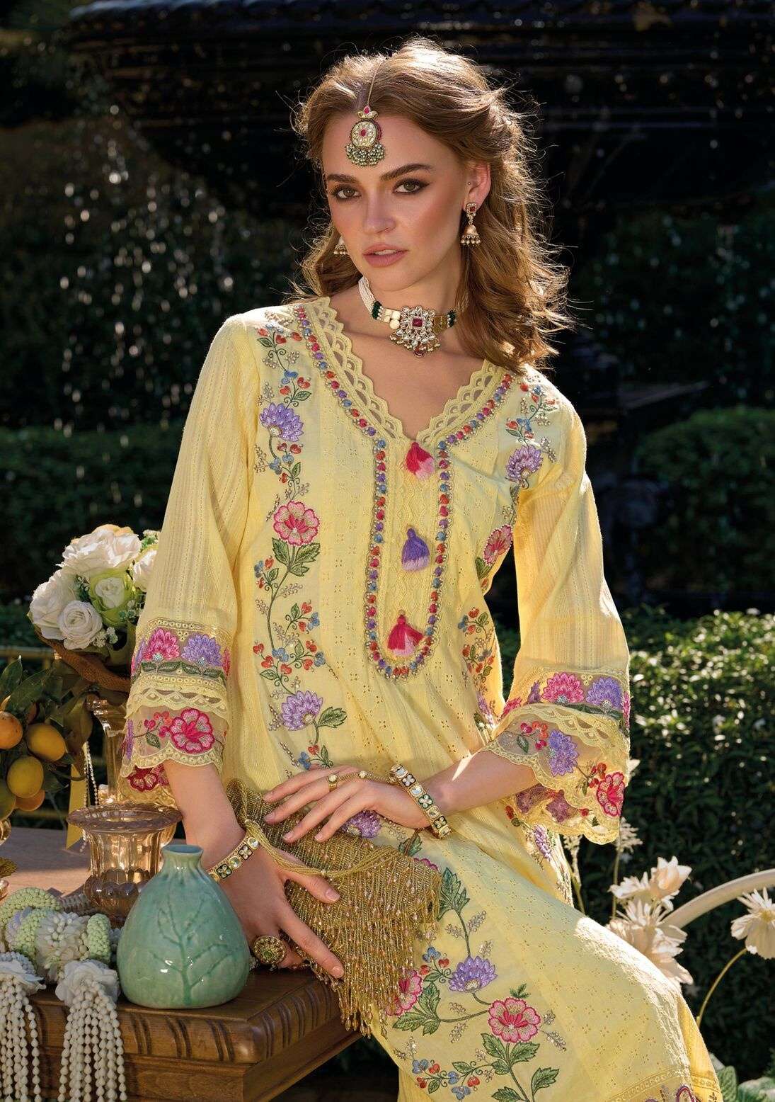 JUGANI BY KAILEE FASHION IN PURE CHIKNAKARI COTTON SHIFALI WITH COTTON WORK