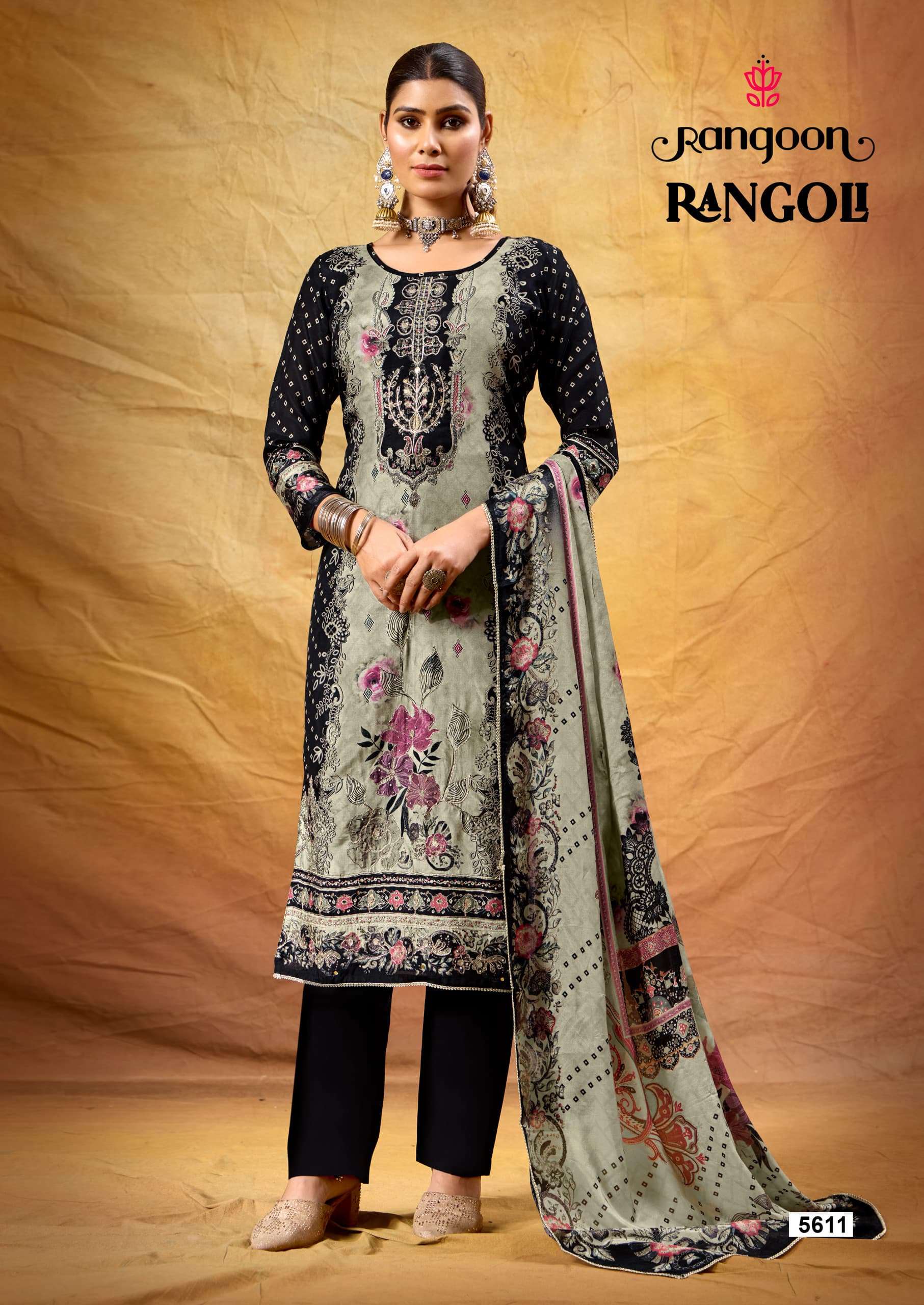 RANGOLI BY RANGOON IN PURE MUSLIN SILK WITH PURE DIGITAL PTINT WITH AARI WORK 